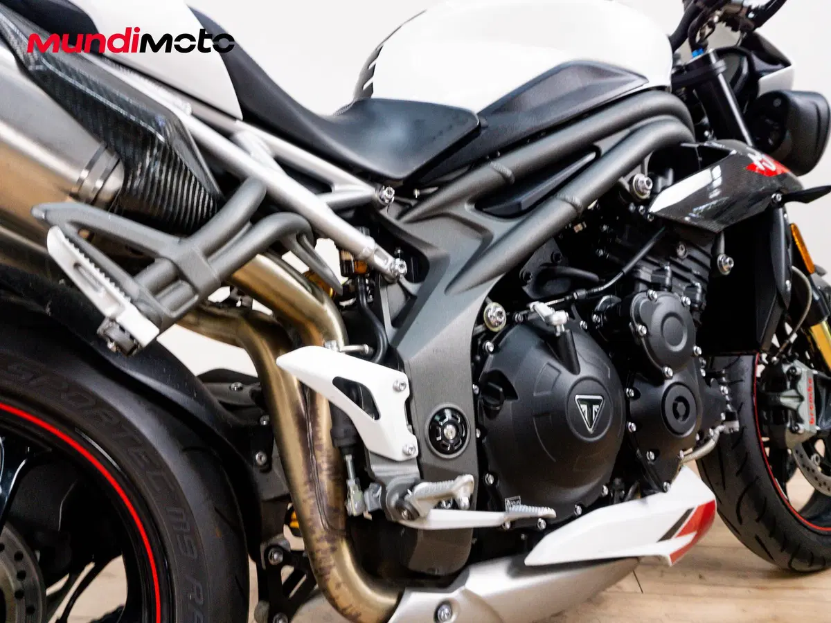 Triumph Speed Triple 1050 RS (2018 - 20) (4)