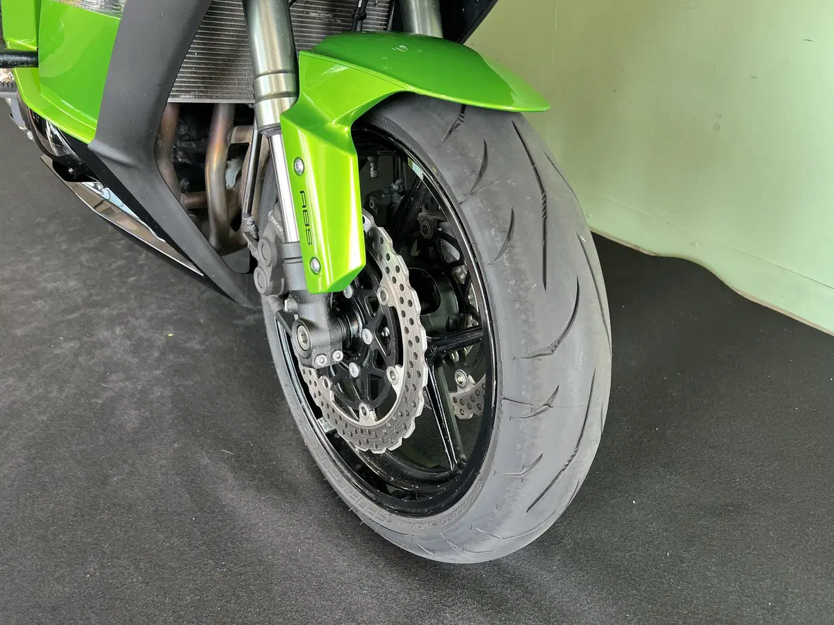 Kawasaki Z 1000 SX ABS (2011 - 13) (19)