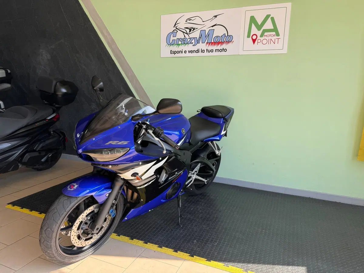 Yamaha YZF R6 (2003 - 04) (5)