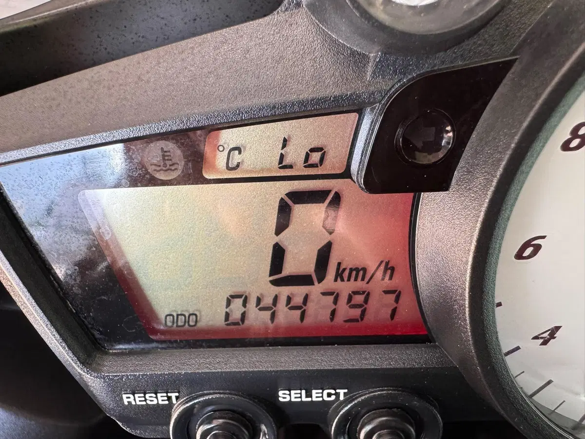 Yamaha YZF R6 (2003 - 04) (6)