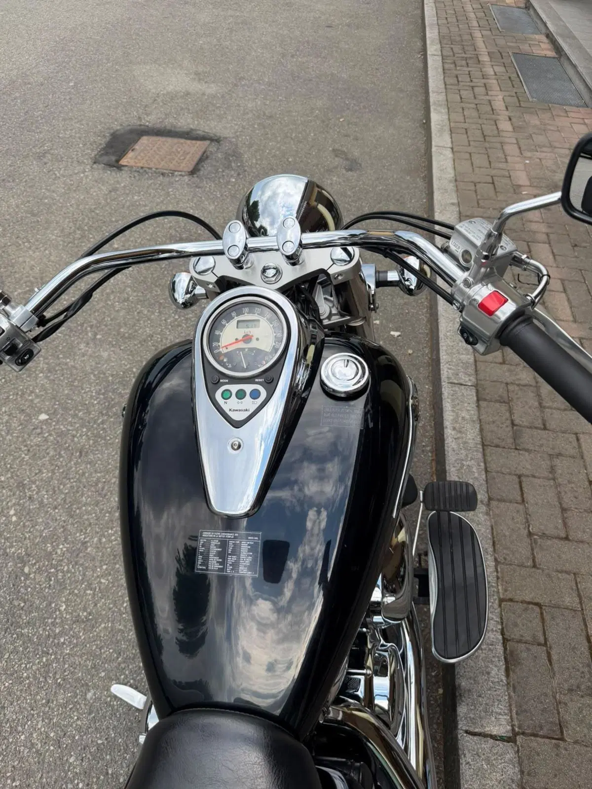 Kawasaki Vulcan VN 900 Classic (2006 - 10) (10)