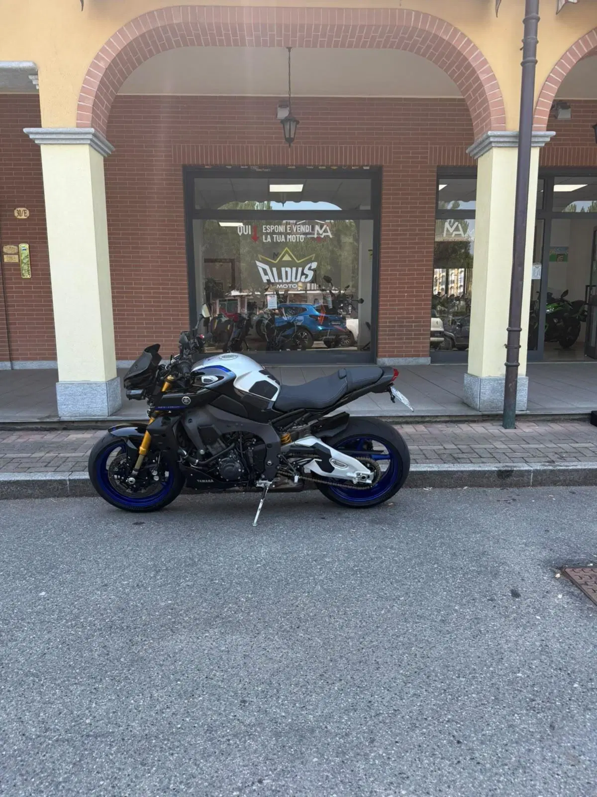 Yamaha MT-10 SP (2022 - 25)