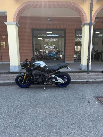 Yamaha MT-10 SP (2022 - 25) usata