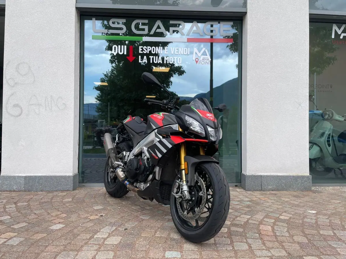 Aprilia Tuono V4 Factory (2021 - 24) (3)