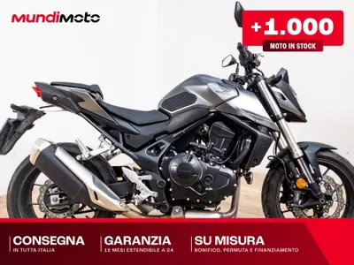 Honda CB 750 Hornet (2025) usata