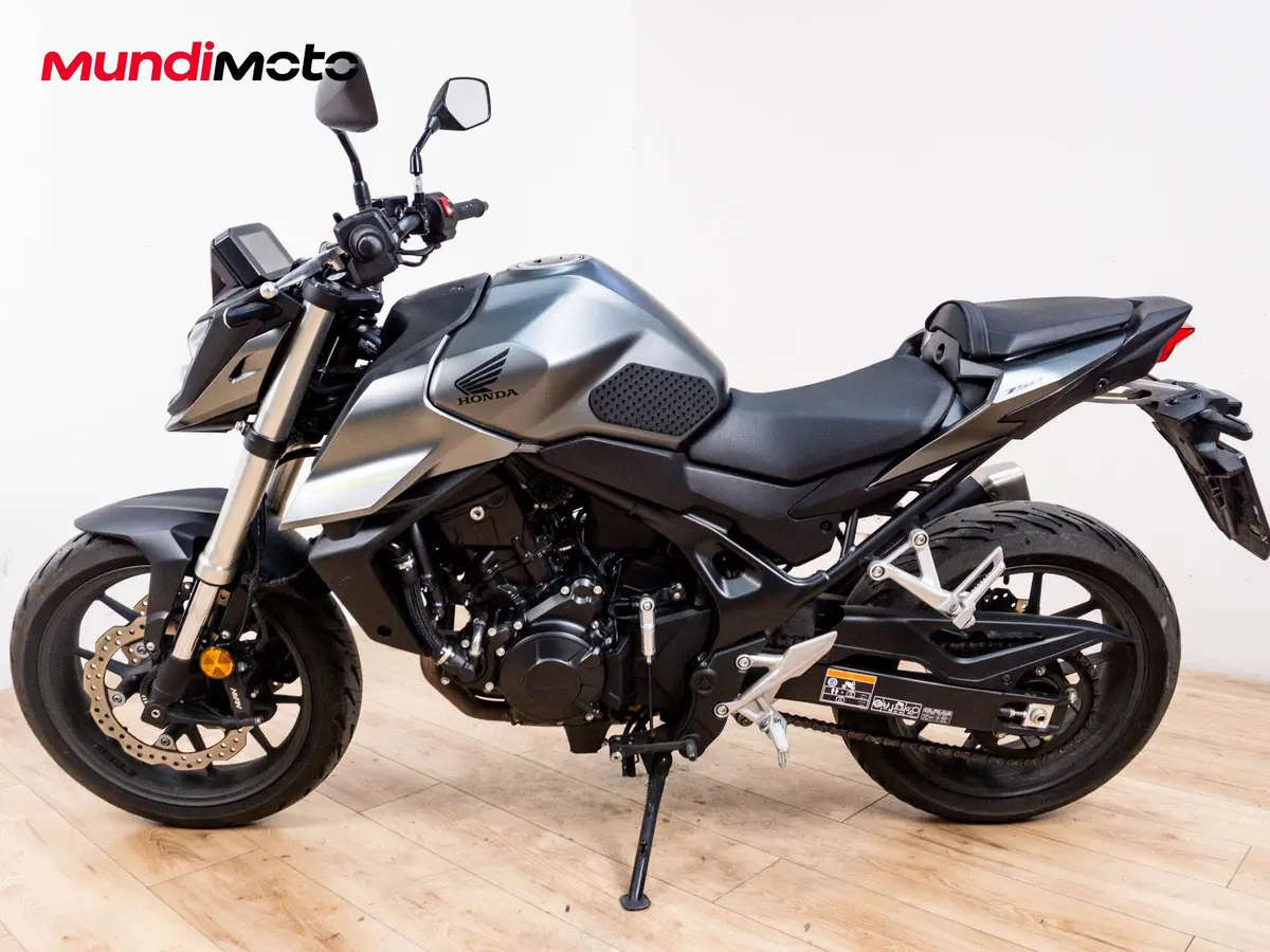 Honda CB 750 Hornet (2025) (6)