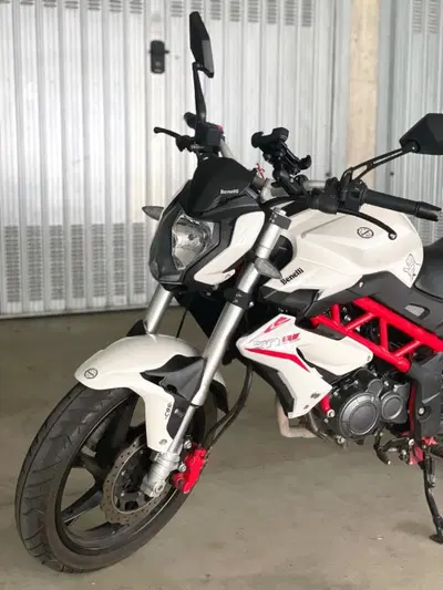 Benelli BN 125 (2021 - 25) usata