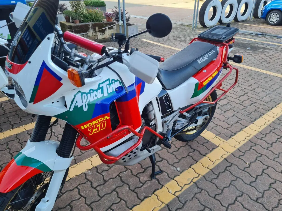 Honda Xrv 750 rd04 1990 (4)