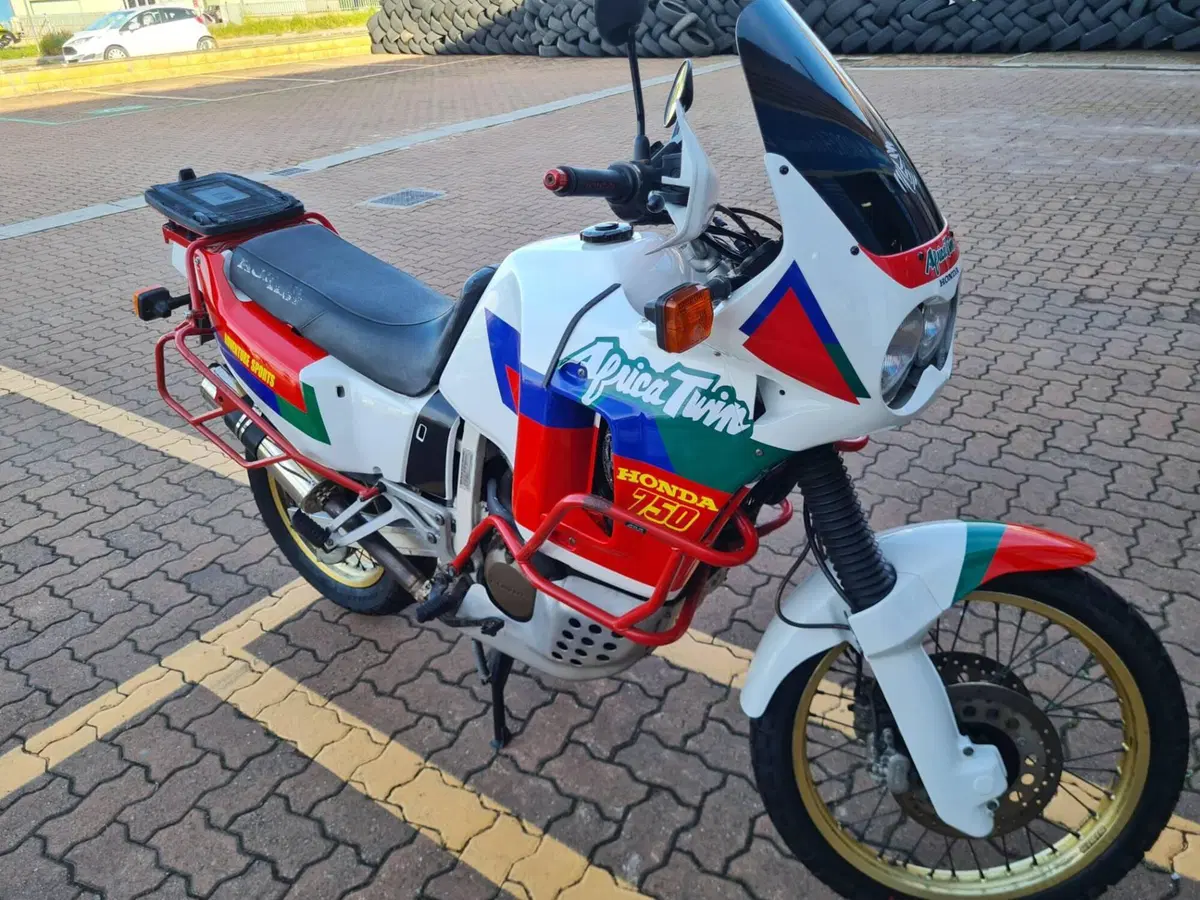 Honda Xrv 750 rd04 1990 (5)