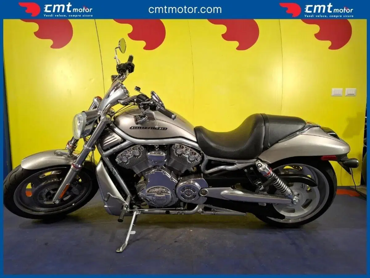 Harley-Davidson 1250 V-Rod (2008 - 12) - VRSCAW (2)