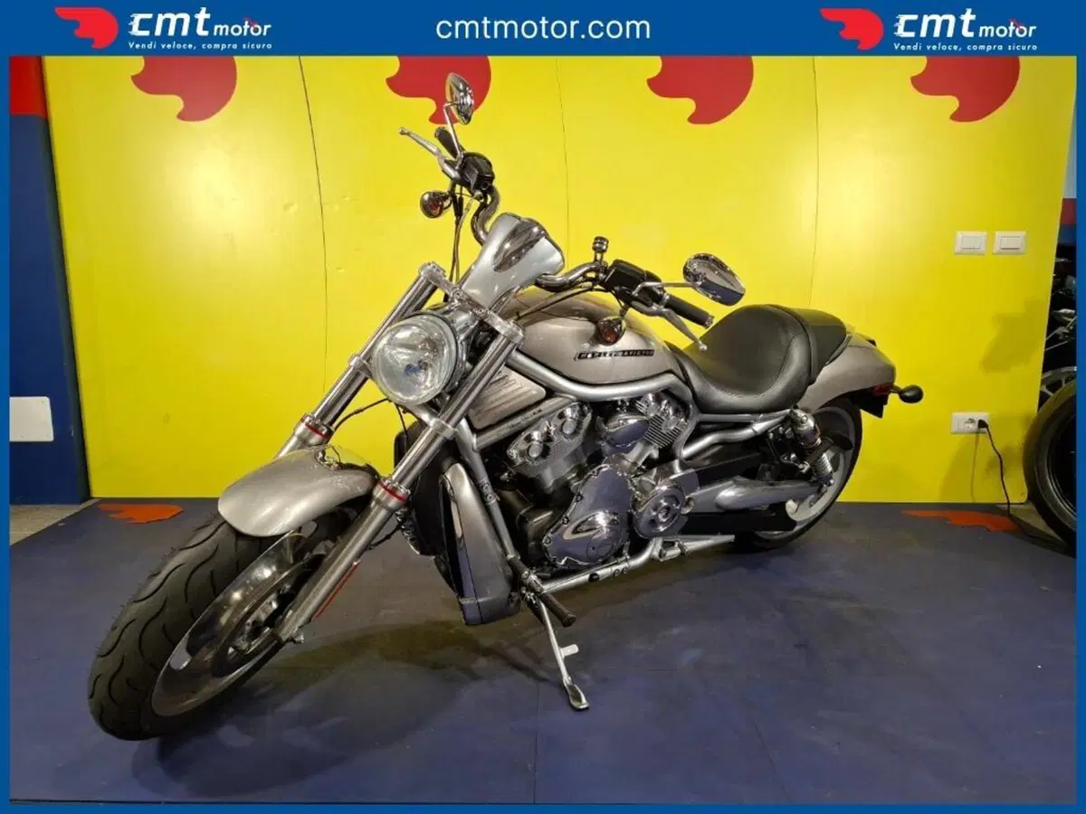 Harley-Davidson 1250 V-Rod (2008 - 12) - VRSCAW (8)