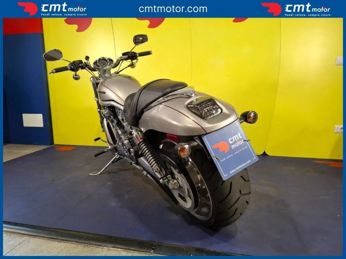 Harley-Davidson 1250 V-Rod (2008 - 12) - VRSCAW (11)