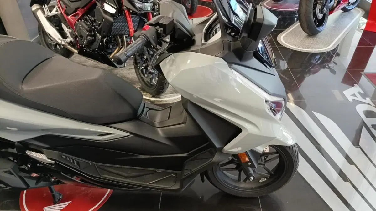 Honda Forza 350 (2025 - 26) (5)