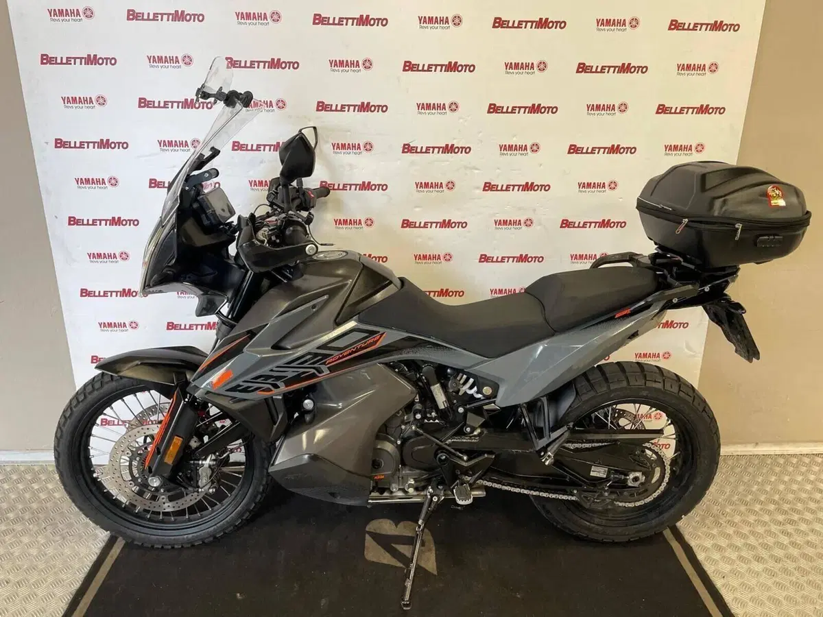 KTM 890 Adventure (2022)