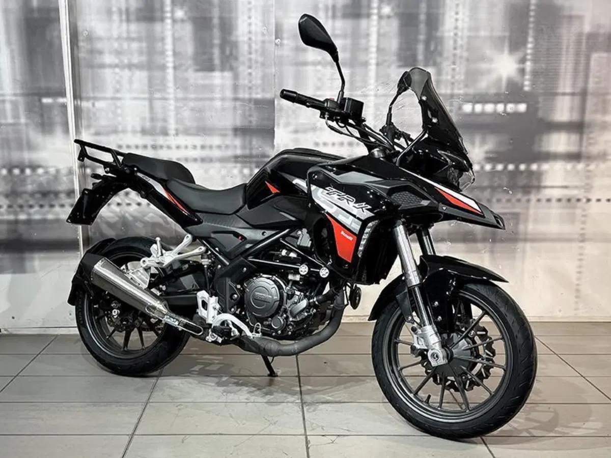Benelli TRK 251 (2022 - 25)