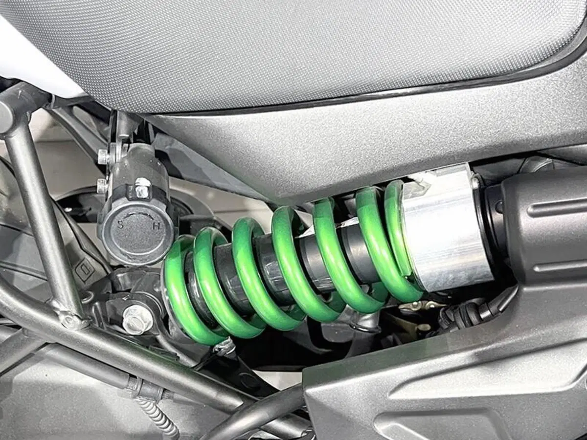 Kawasaki Versys 650 ABS (2015 - 16) (3)