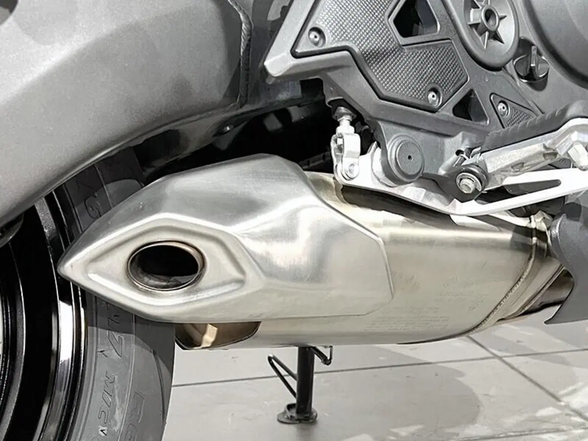 Kawasaki Versys 650 ABS (2015 - 16) (4)