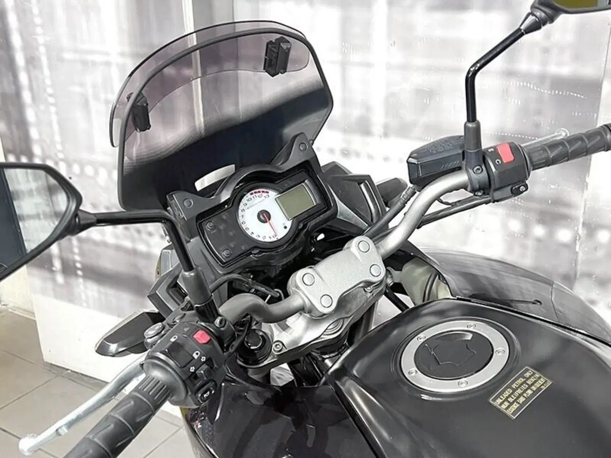 Kawasaki Versys 650 (2010 - 13) (6)