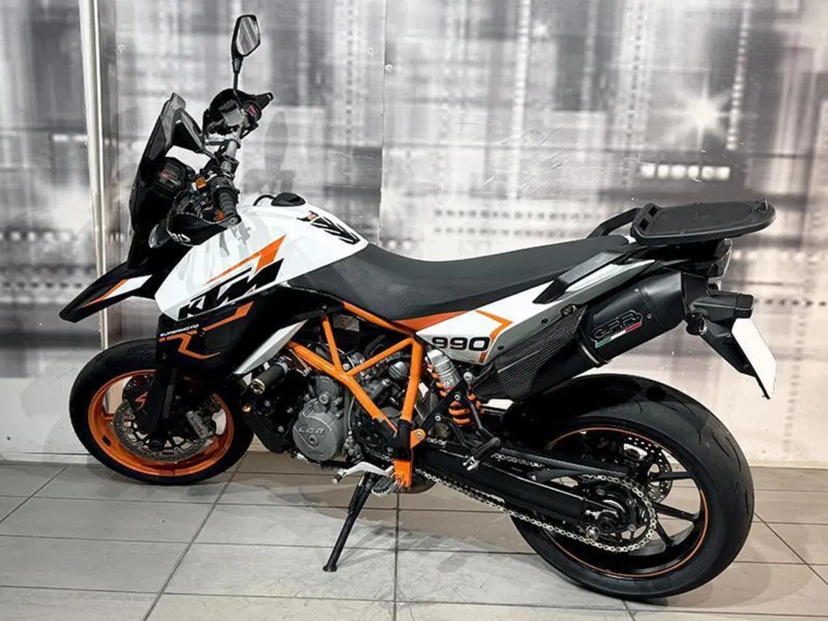 KTM 990 Supermoto (2007 - 10) (2)
