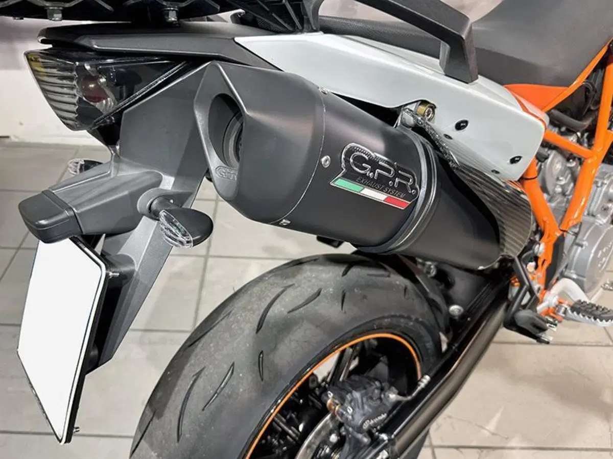 KTM 990 Supermoto (2007 - 10) (6)