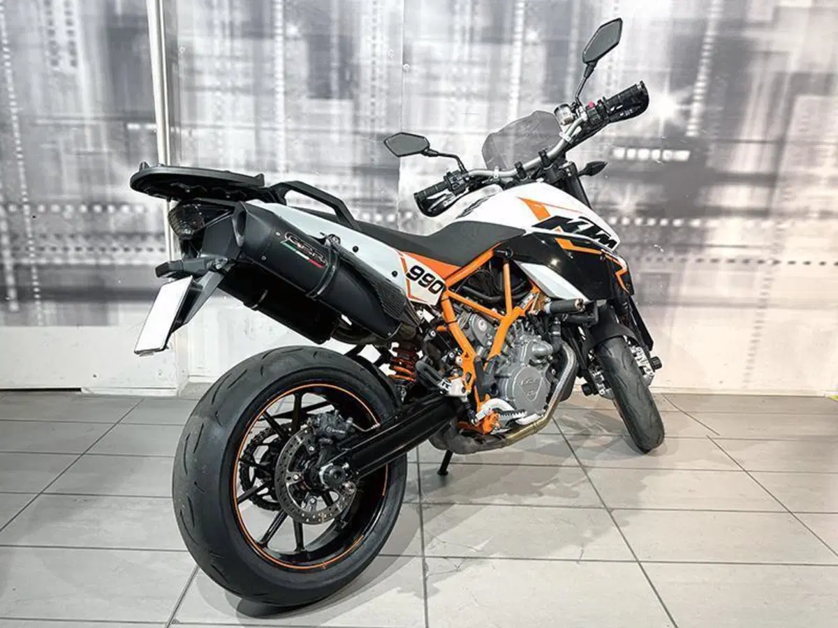 KTM 990 Supermoto (2007 - 10) (8)