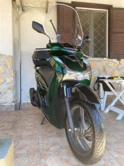 Honda SH 125i Vetro (2024 - 25) usata