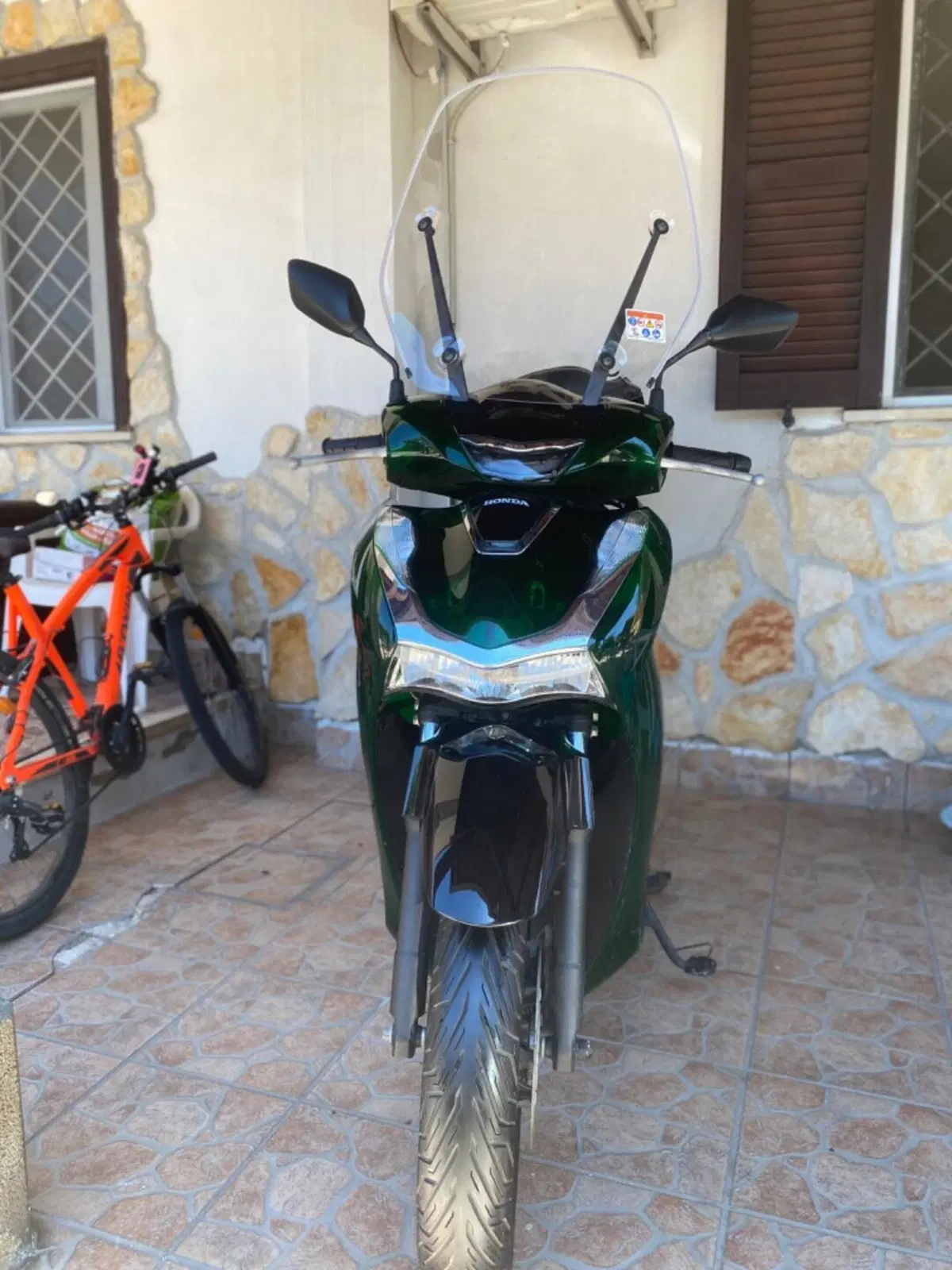 Honda SH 125i Vetro (2024 - 25) (2)