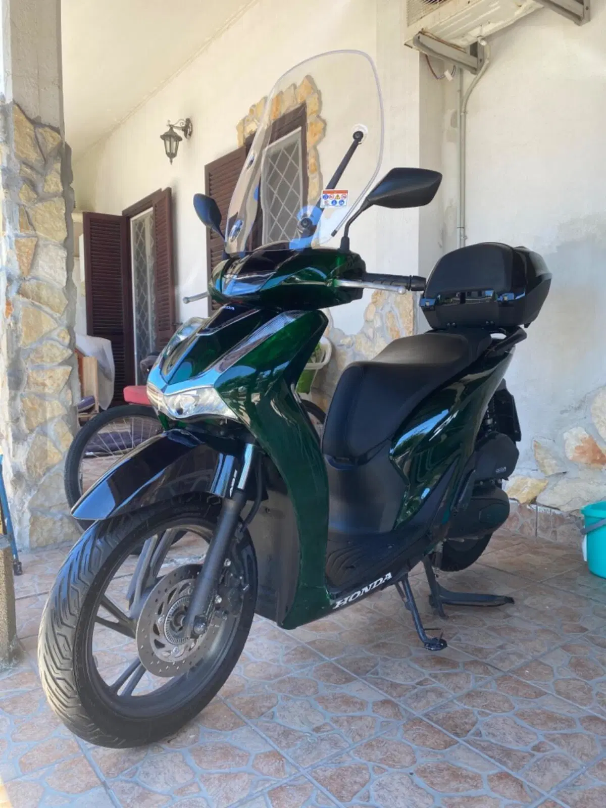 Honda SH 125i Vetro (2024 - 25) (3)