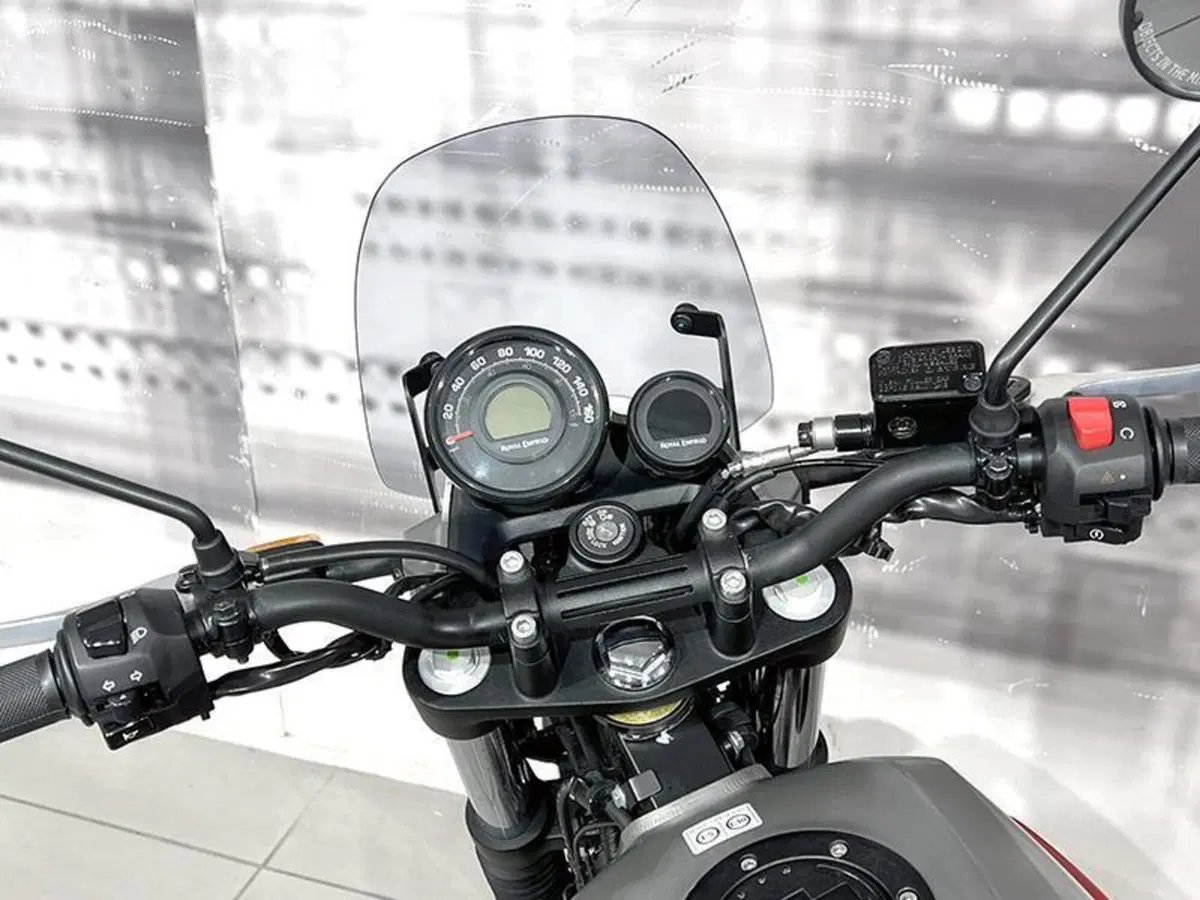 Royal Enfield Scram 411 (2022 - 24) (5)