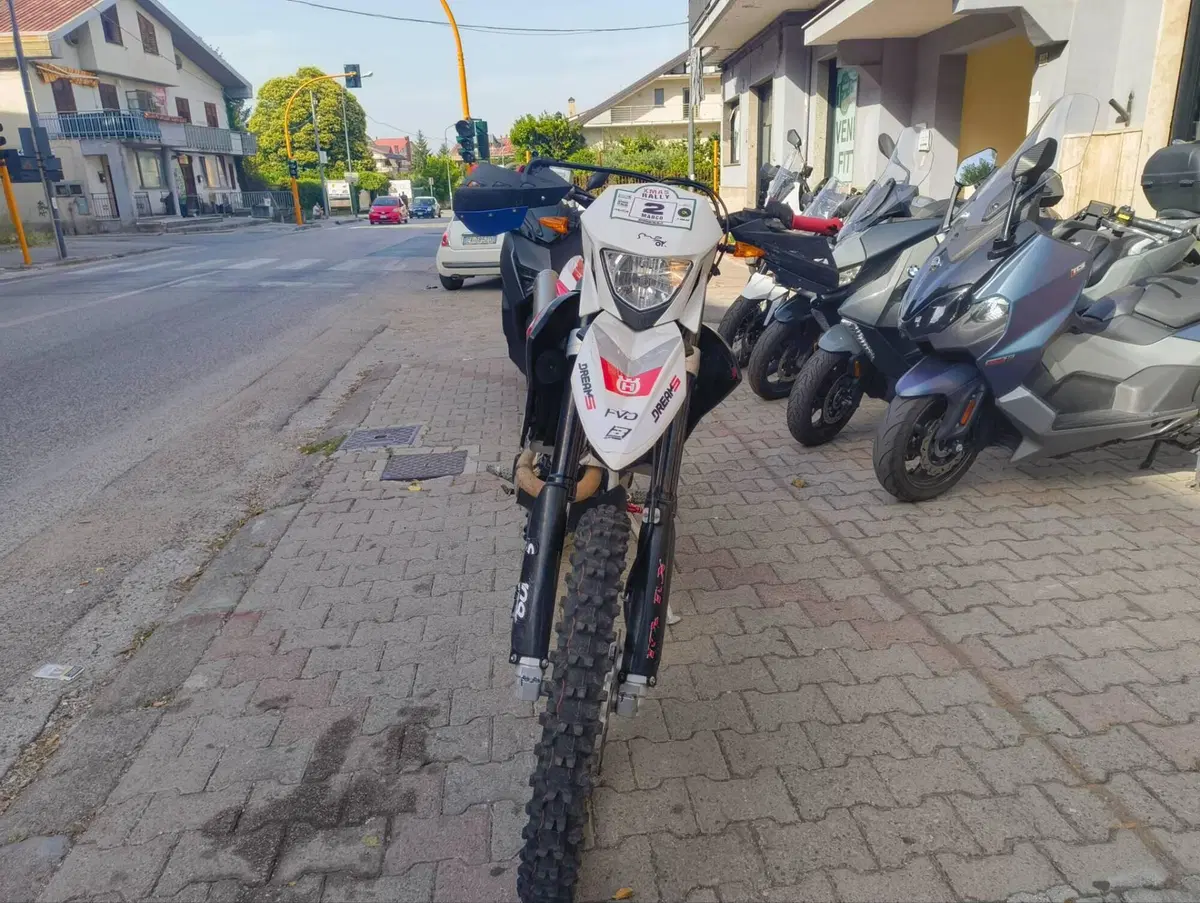 Husqvarna TE 449 (2011) (3)