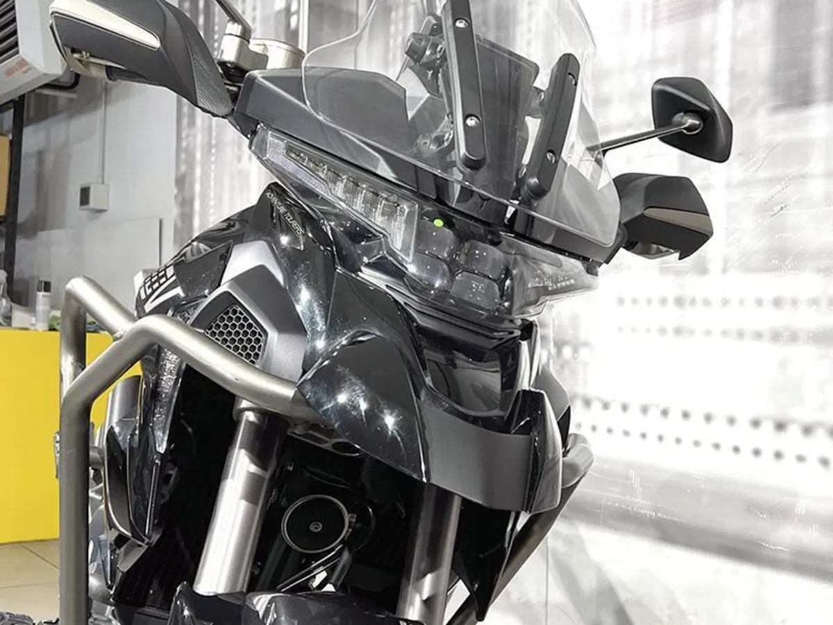 Zontes ZT310-T2 (2022 - 23) (8)