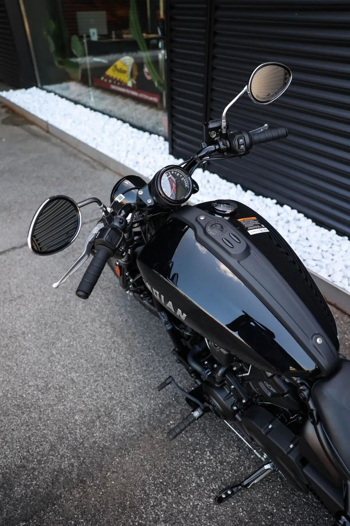 Indian Scout Sixty 999 Bobber (2025 - 26) (16)