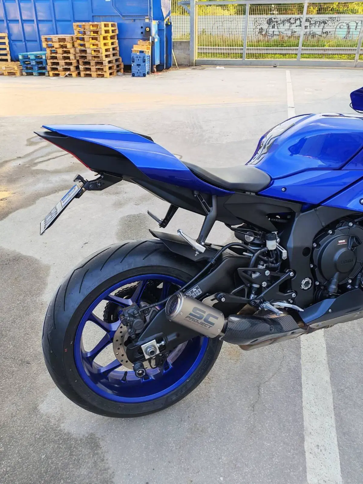 Yamaha YZF R1 (2020 - 25) (6)