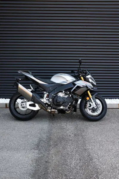 Aprilia Tuono V4 (2025 - 26) usata