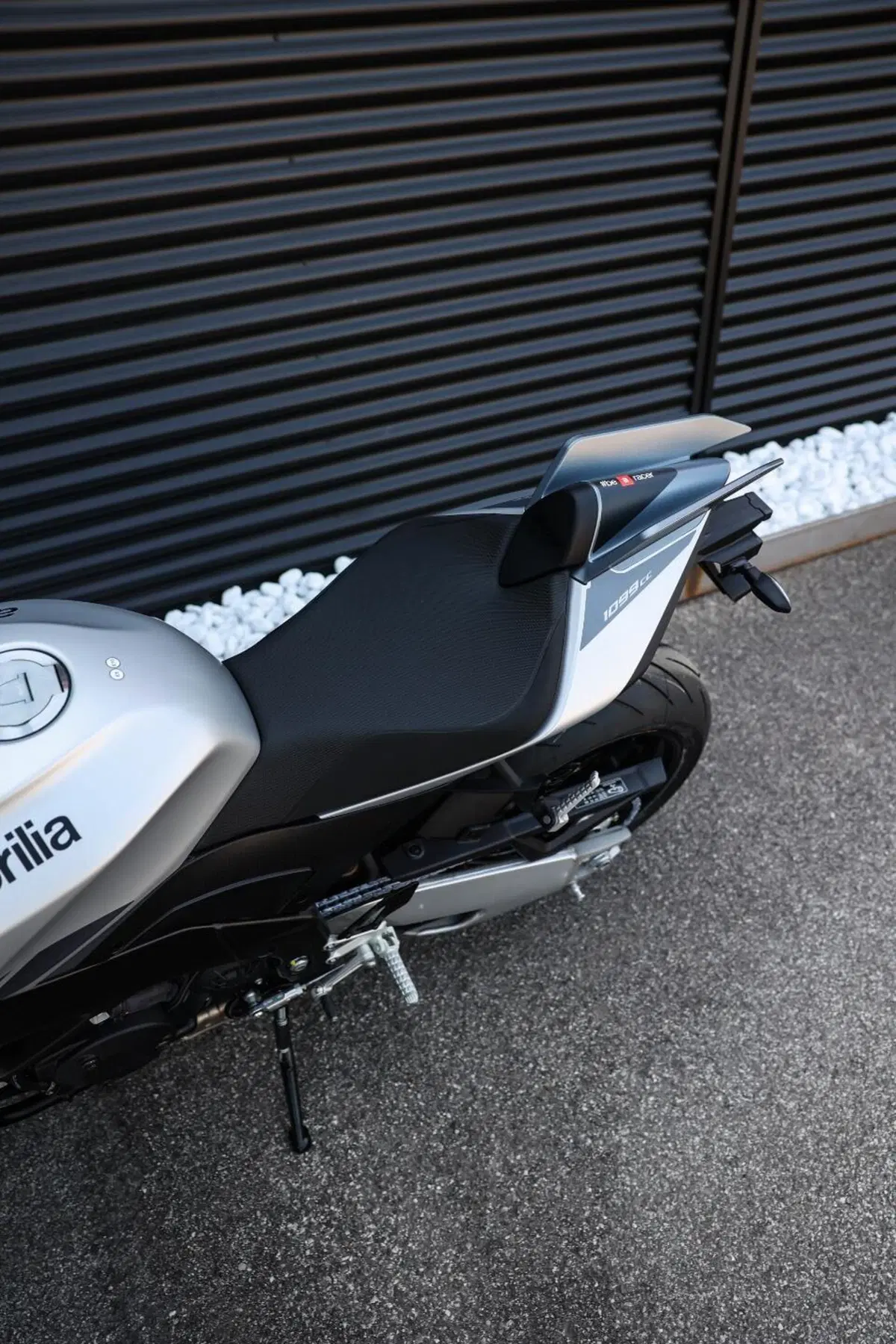 Aprilia Tuono V4 (2025 - 26) (20)