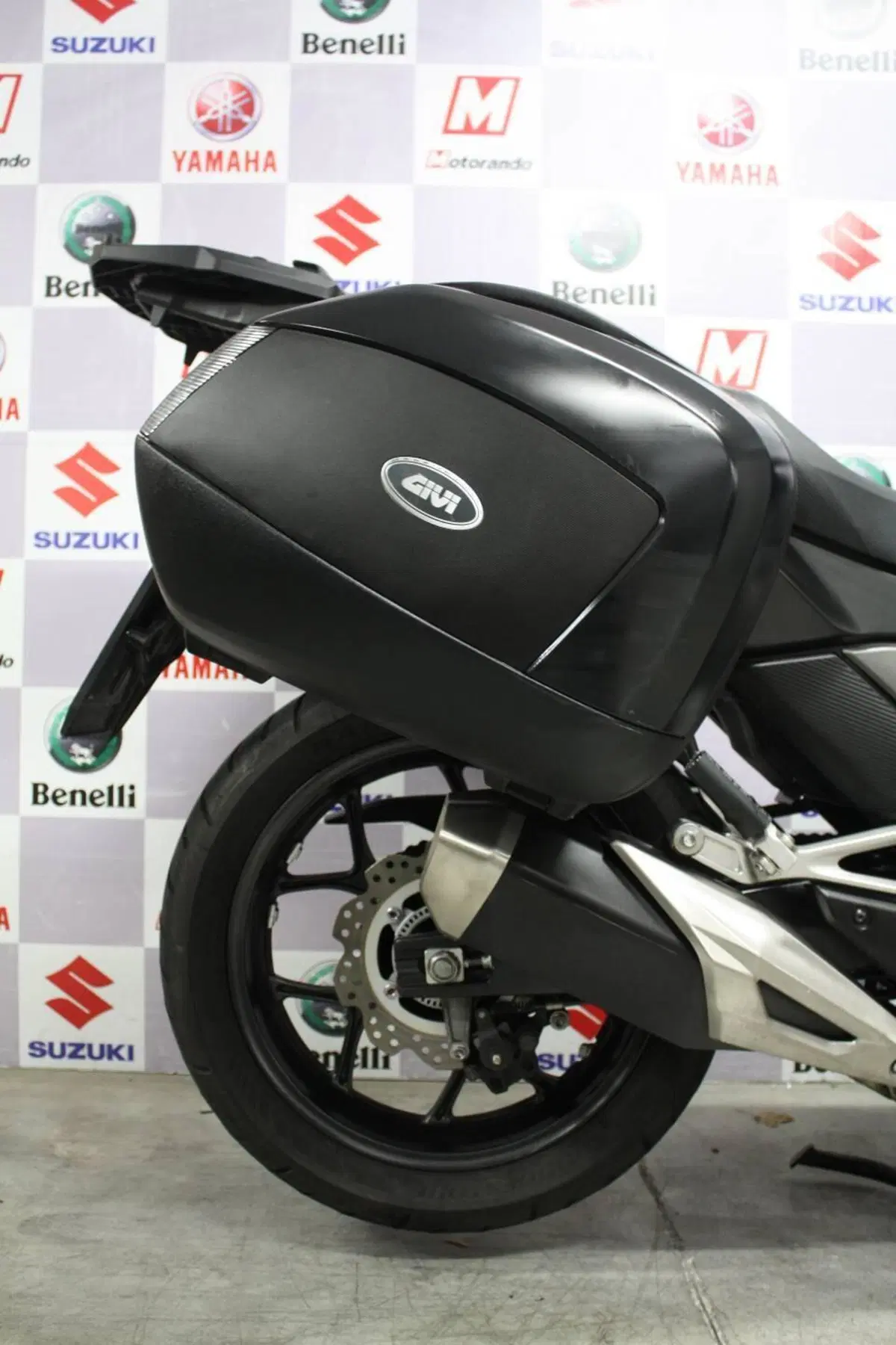 Honda Integra 750 DCT (2016 - 17) (4)