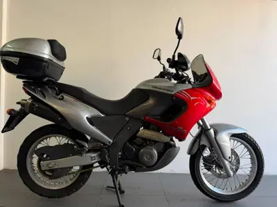 Aprilia Pegaso 650 IE (2003 - 04) usata