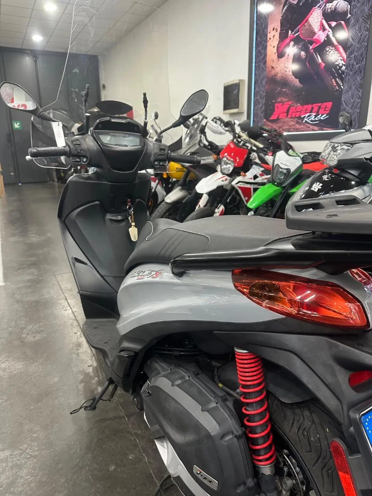 Piaggio Medley 125 ABS (2021 - 24) (4)