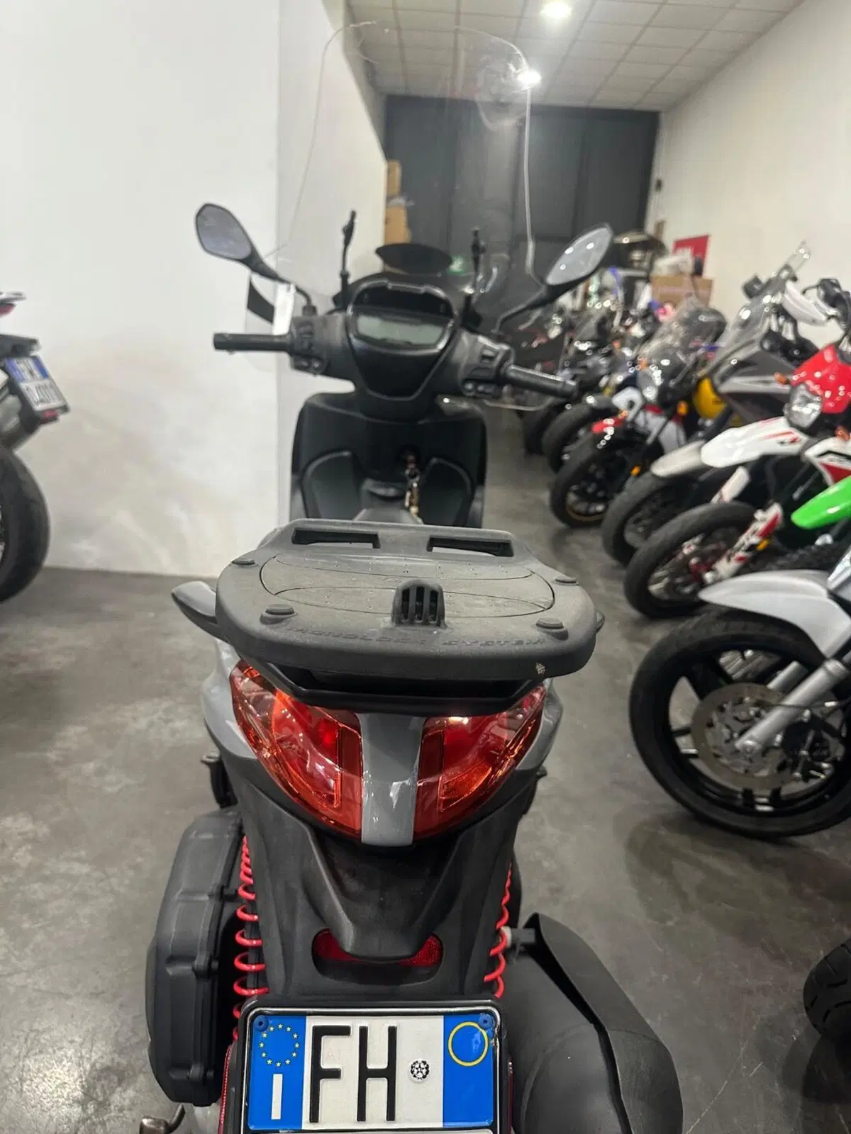 Piaggio Medley 125 ABS (2021 - 24) (7)
