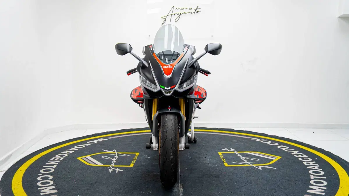 Aprilia RSV4 1100 (2021 - 24) (9)