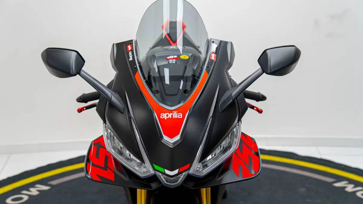 Aprilia RSV4 1100 (2021 - 24) (10)