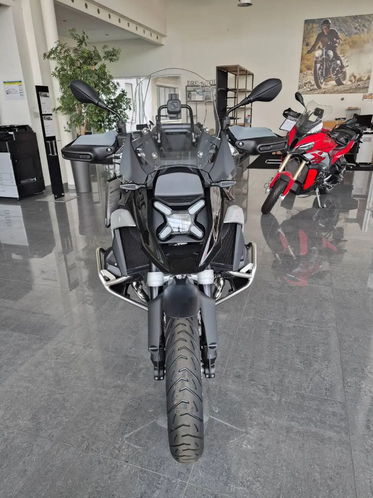 Bmw R 1300 GS (2023 - 26) (2)