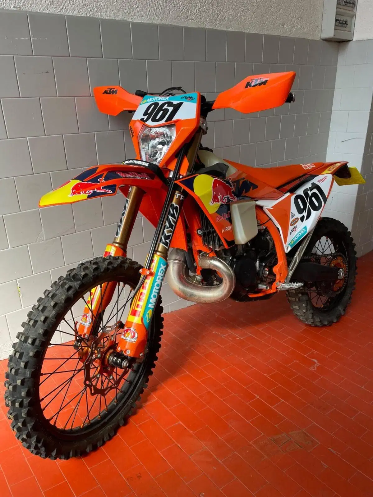 KTM 300 EXC Champion Edition (2025) (5)