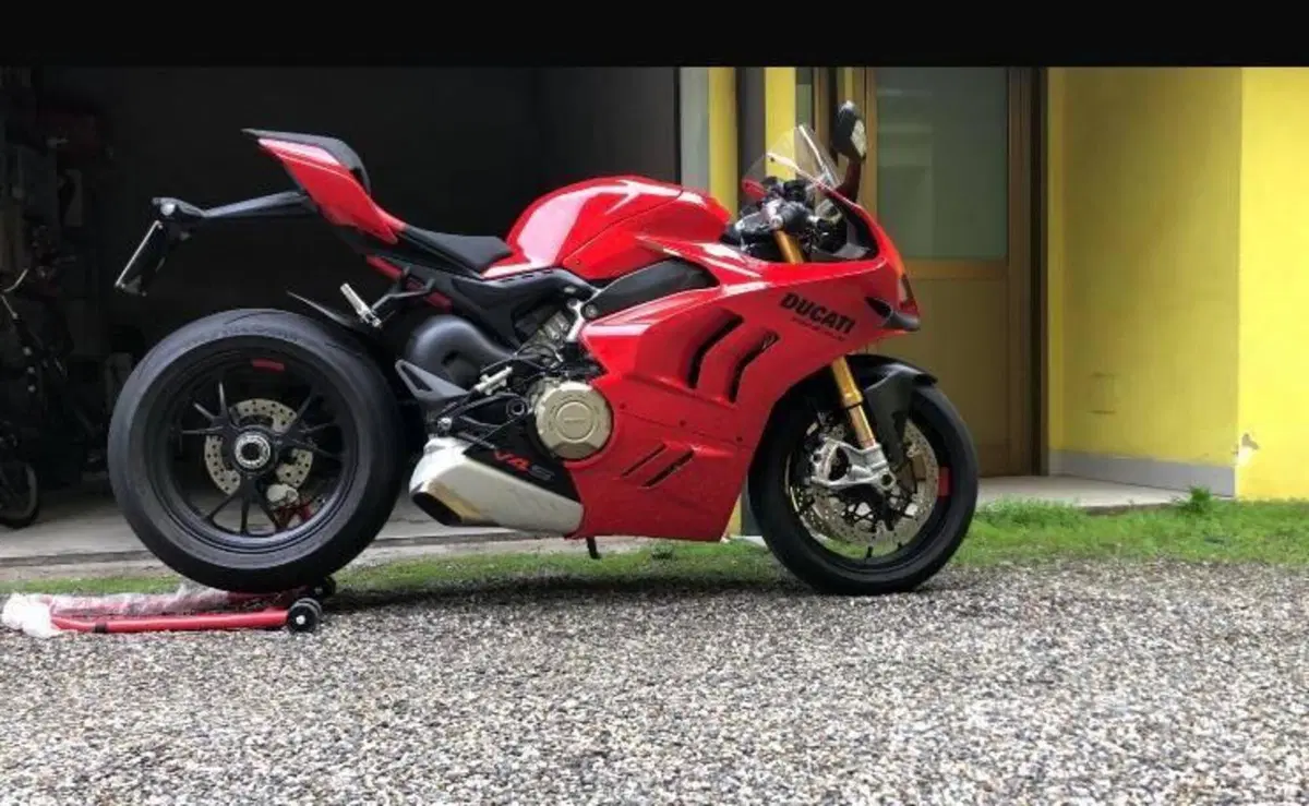 Ducati Panigale V4 S (2022 - 24)