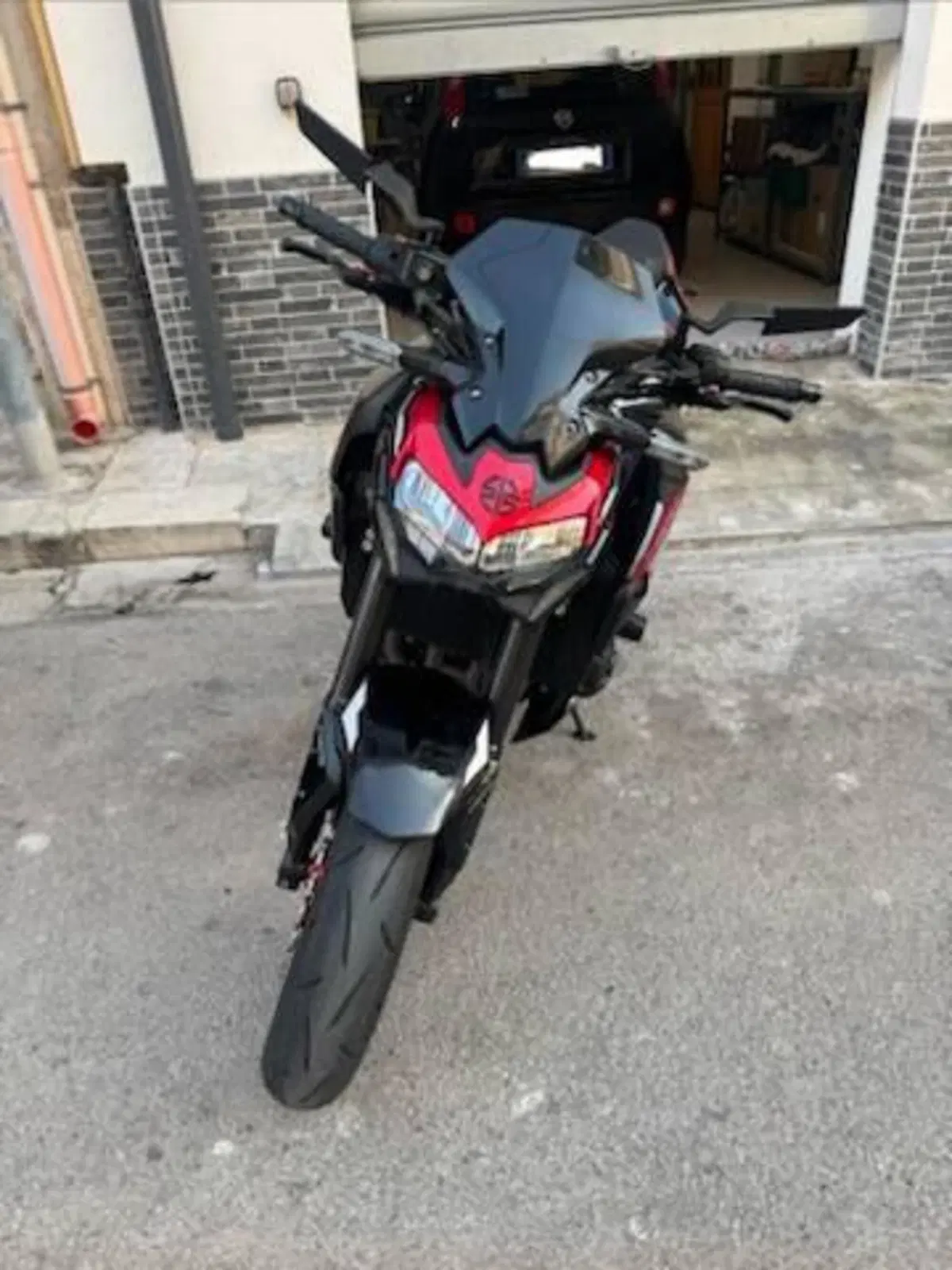 Kawasaki Z 900 (2021 - 24) (2)