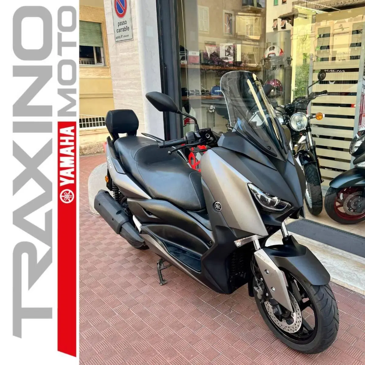 Yamaha X-Max 300 ABS (2017 - 20) (3)