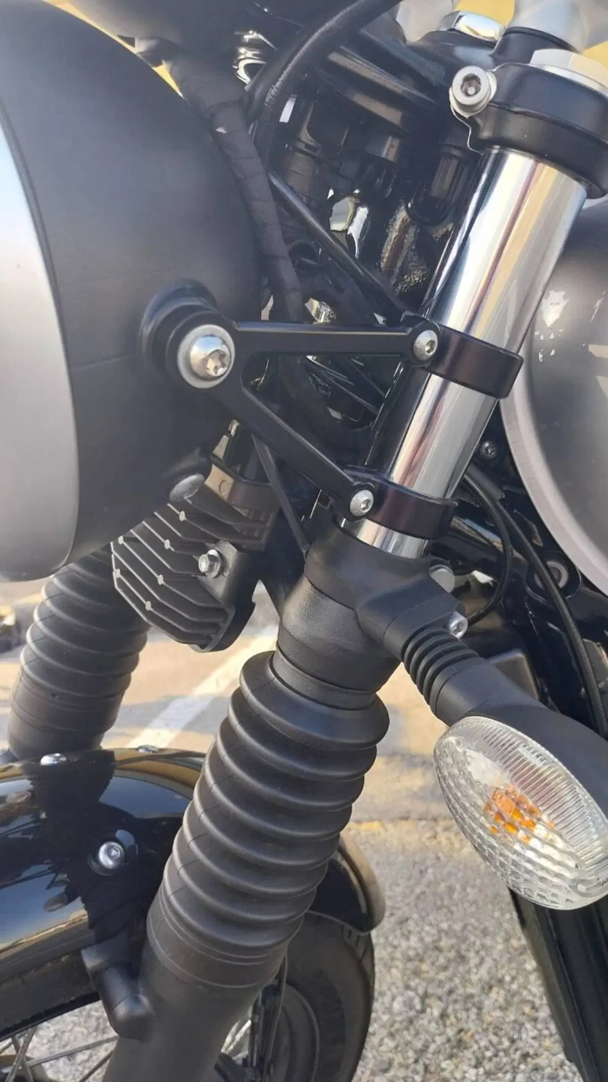 Triumph Street Twin 900 (2017 - 18) (7)