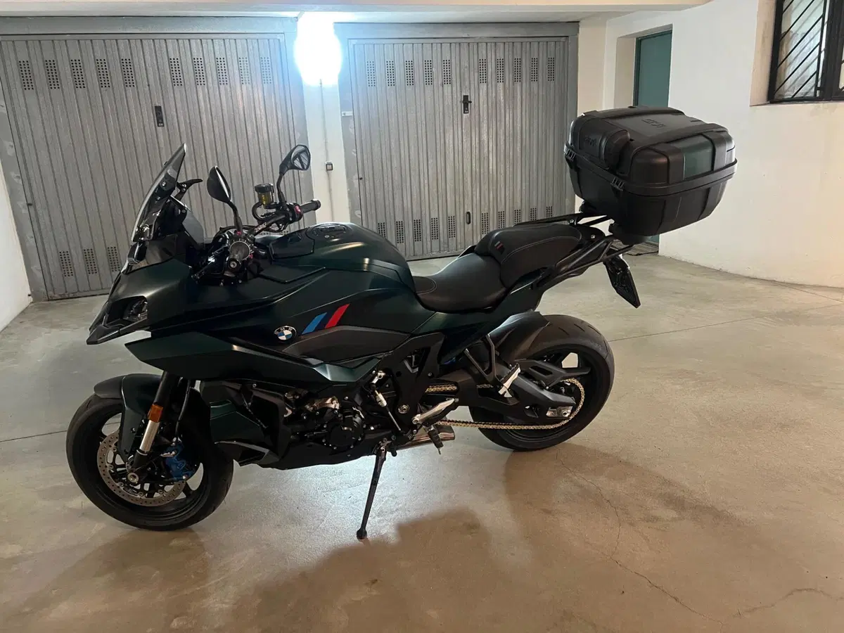 Bmw M 1000 XR (2024 - 27) (12)