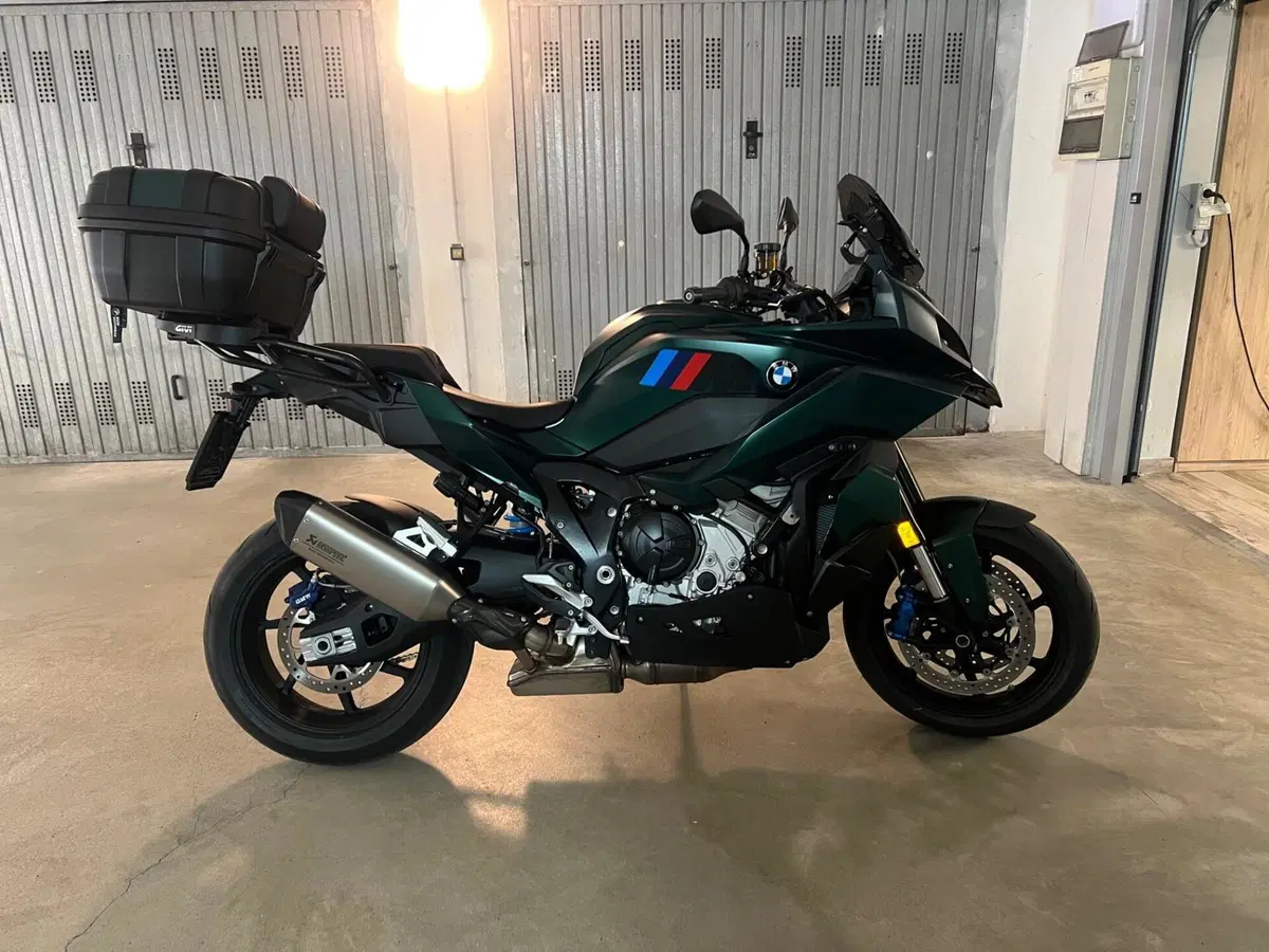Bmw M 1000 XR (2024 - 27) (16)