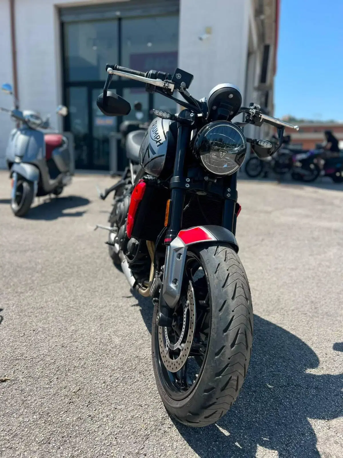 Triumph Trident 660 (2021 - 24) (2)
